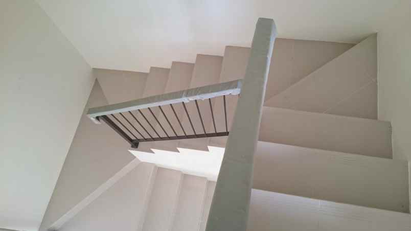 dijual rumah mampang hills