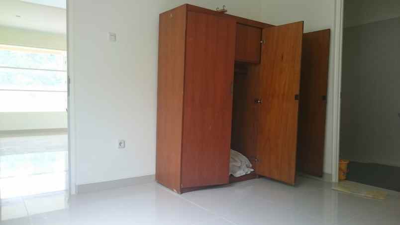 dijual rumah mampang hills