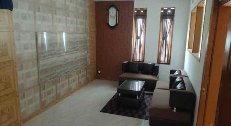 dijual rumah manglayang regency