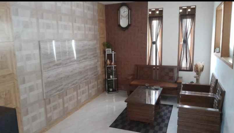 dijual rumah manglayang regency