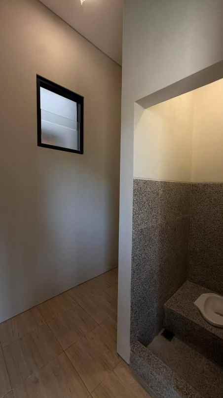 dijual rumah manyar indah manyar indah