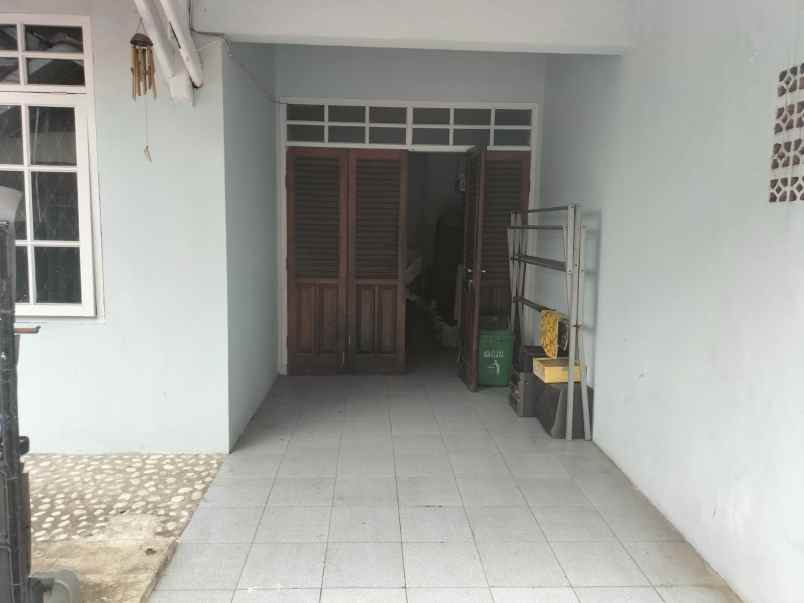 dijual rumah margahayu raya