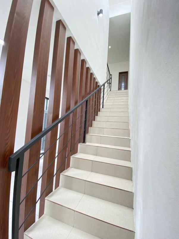 dijual rumah margahayu raya bandung