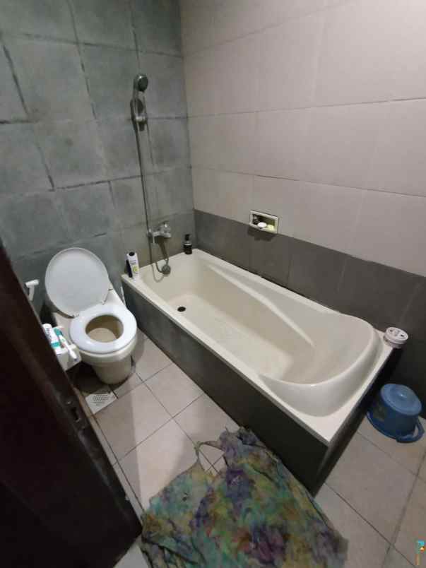 dijual rumah margawangi buahbatu kota