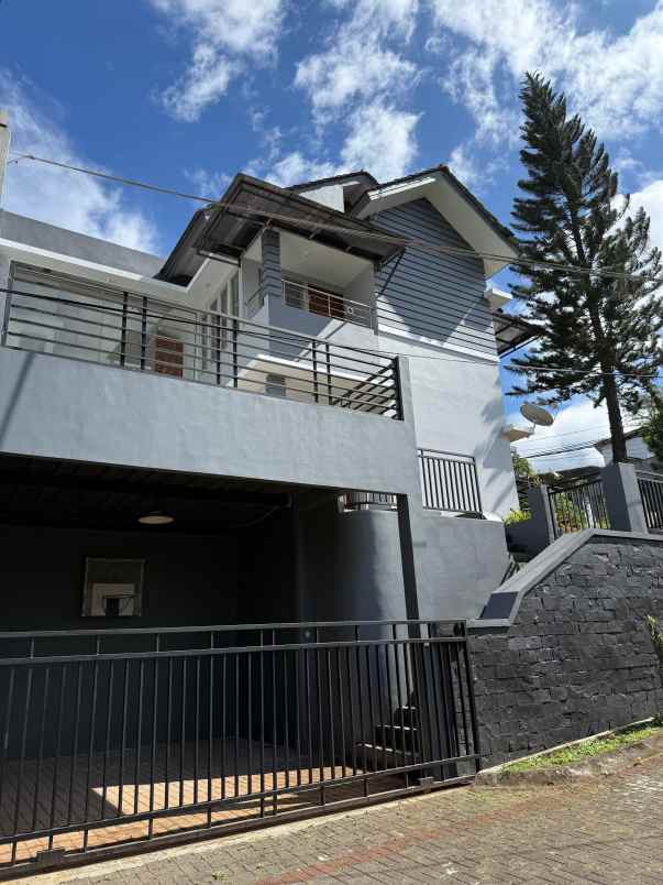 dijual rumah melatiwangi cilengkrang