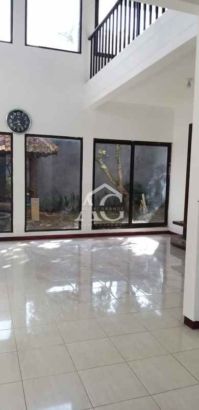 dijual rumah mewah di vpt