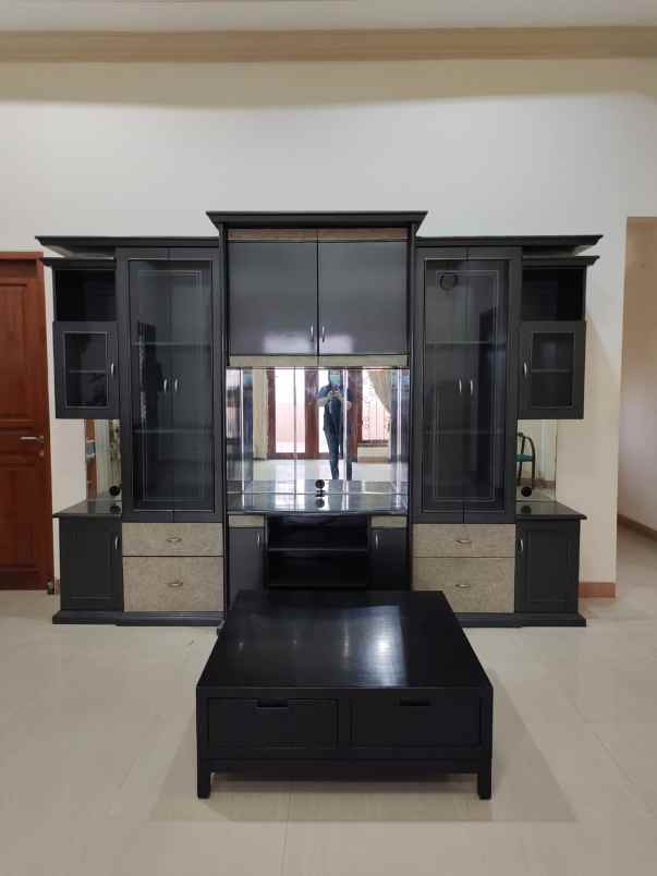 dijual rumah mulyosari prima
