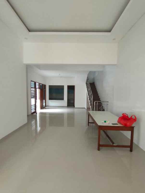 dijual rumah ngagel jaya tengah