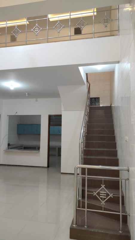 dijual rumah ngagel jaya tengah