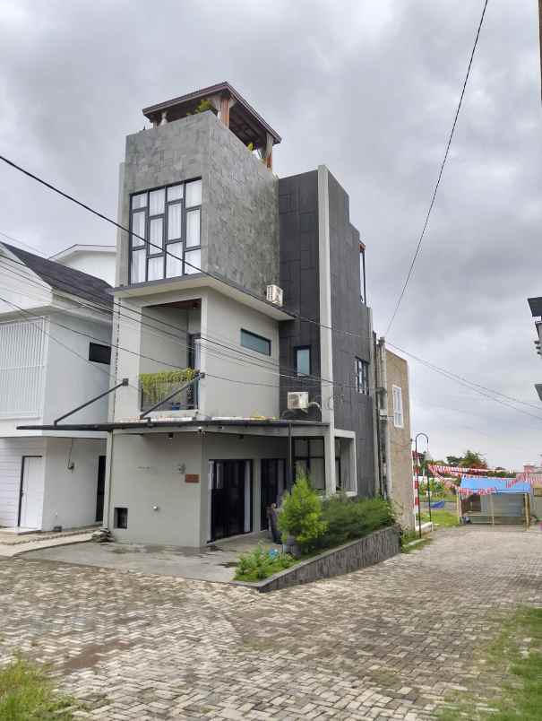 dijual rumah nuansa alam setiabudi
