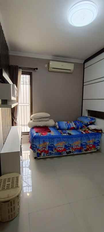 dijual rumah otista 3 jatinegara