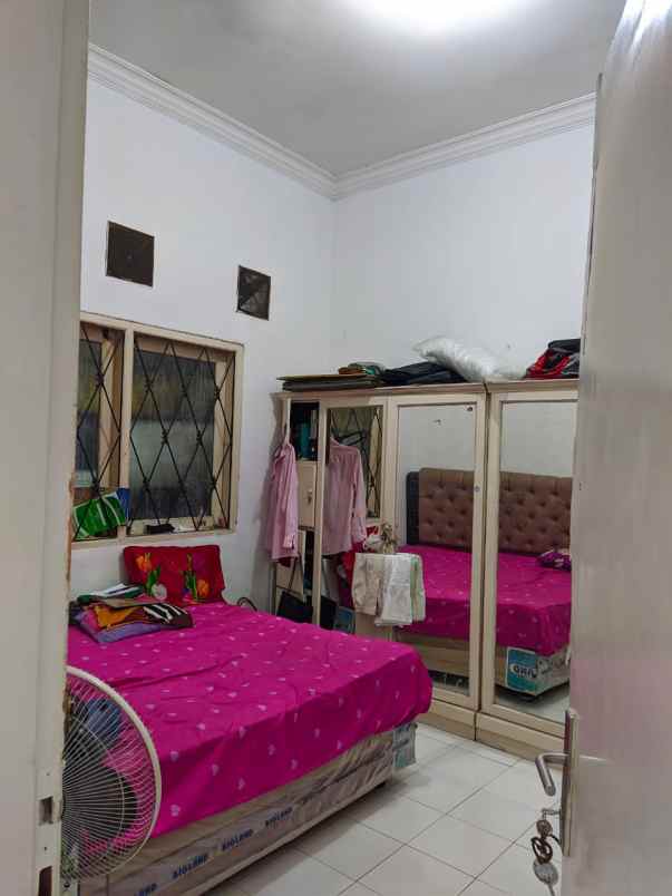 dijual rumah pagesangan