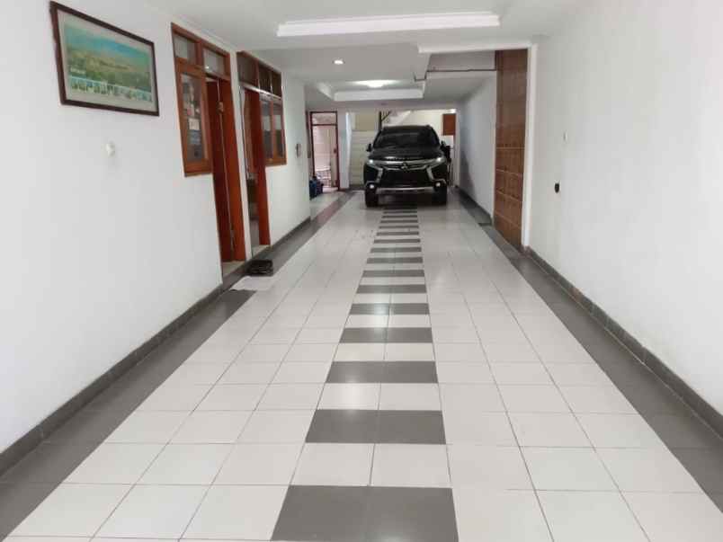 dijual rumah palmerah jakarta barat