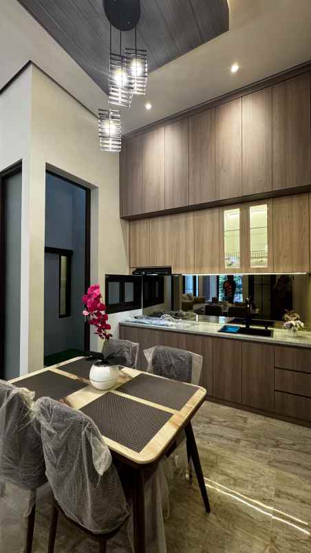 dijual rumah pamulang estate