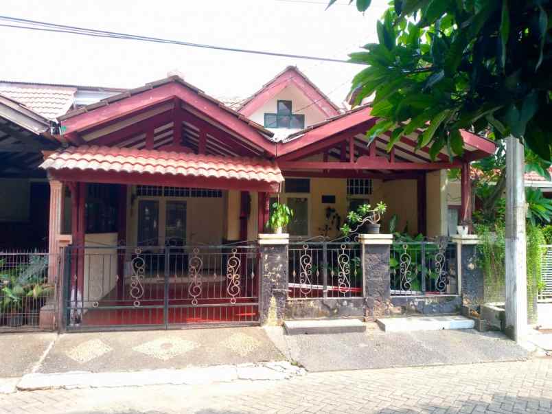 dijual rumah pamulang estate jl anggur
