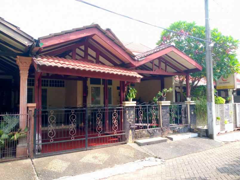 dijual rumah pamulang estate jl anggur