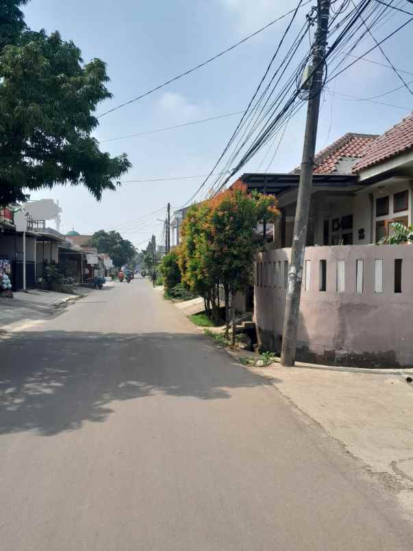 dijual rumah paninggilan