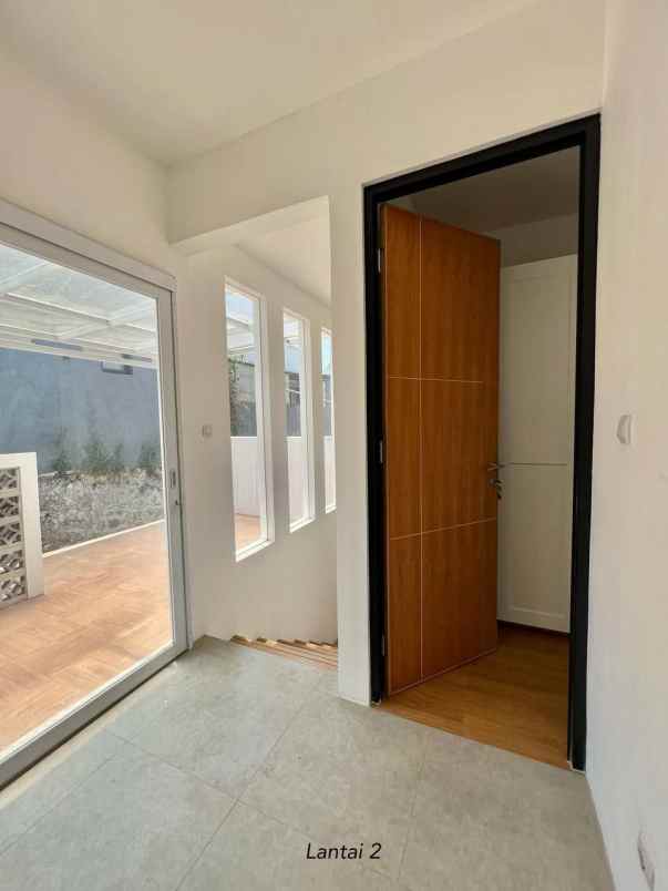 dijual rumah parongpong