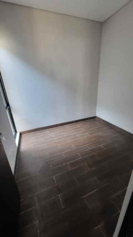 dijual rumah parung bogor