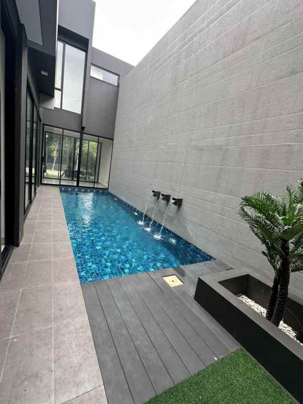 dijual rumah pelican hill citraland