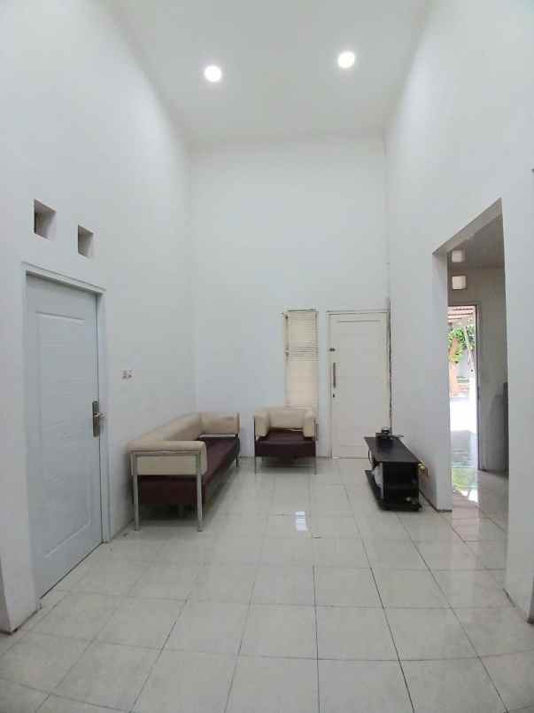 dijual rumah permata bintaro