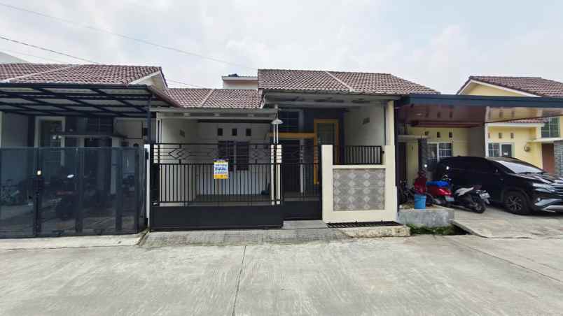 dijual rumah permata legenda 3 padurenan