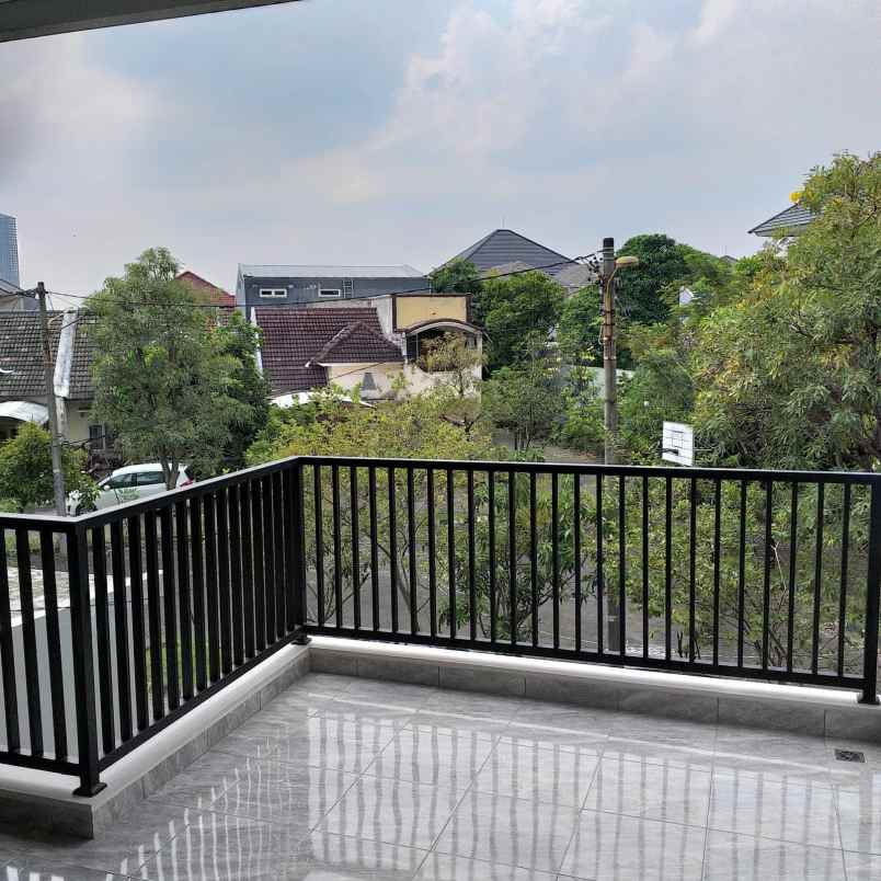 dijual rumah permata safira