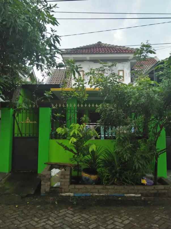 dijual rumah perum taman puspa sarirogo