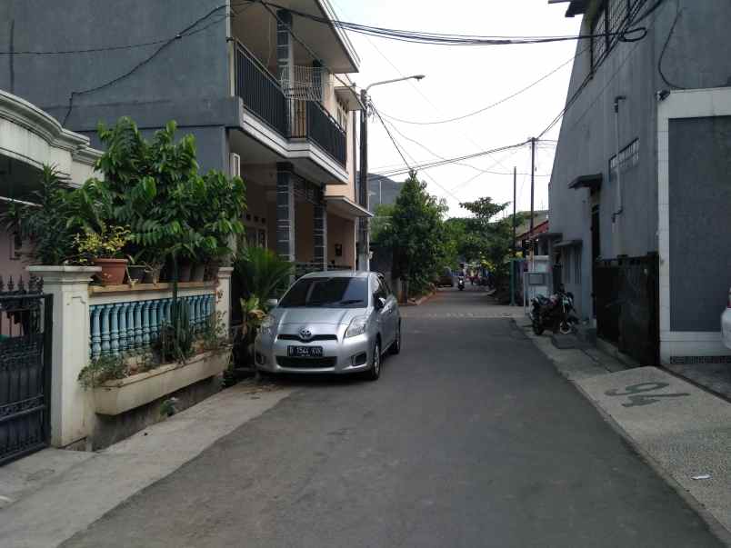 dijual rumah perumahan galaxy bekasi