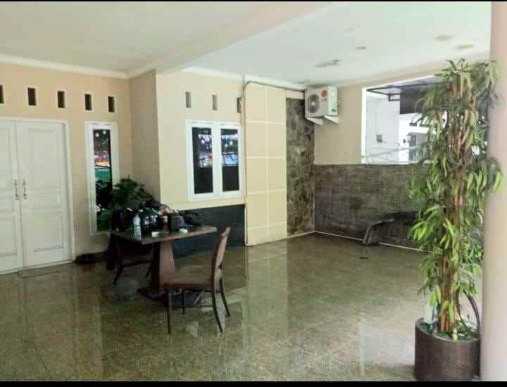 dijual rumah perumahan maharaja