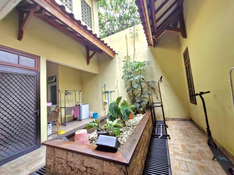 dijual rumah perumahan permata timur 1