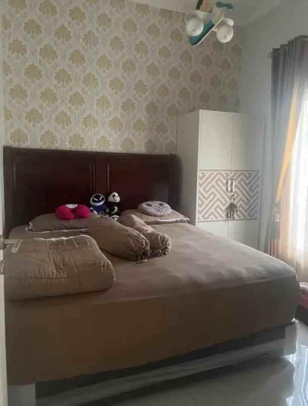 dijual rumah perumahan puri kranji regency