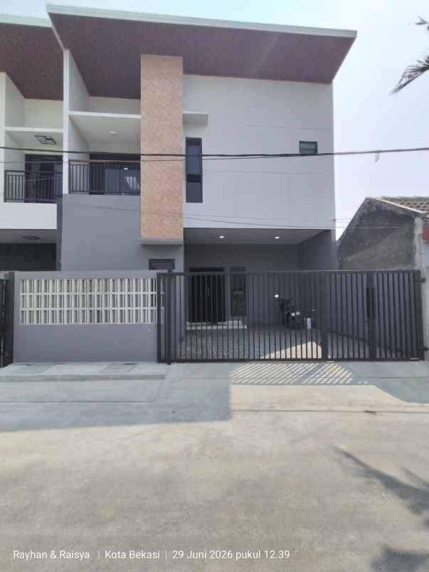 dijual rumah perumahan taman wisma asri