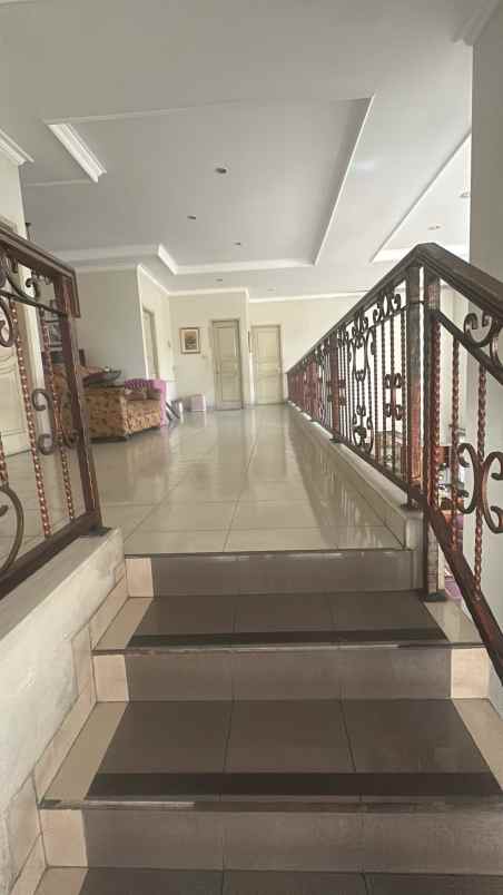 dijual rumah perumahan taman yasmin