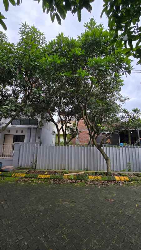 dijual rumah perumahan tirtasani