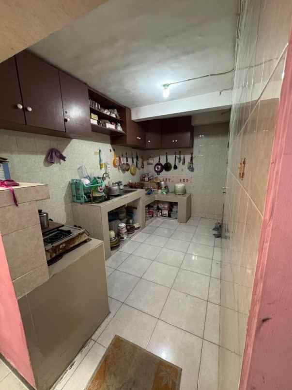 dijual rumah perumahan villa kalijudan