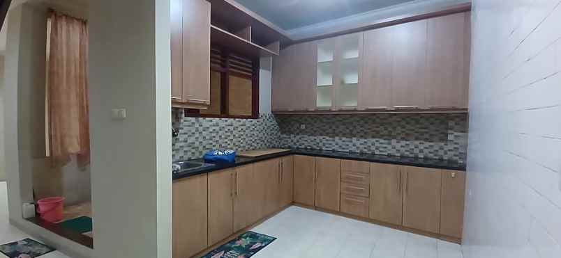 dijual rumah petogogan
