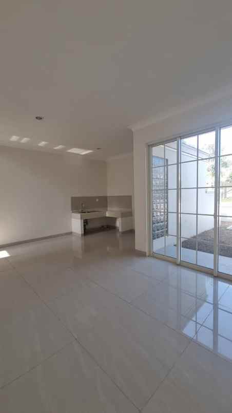 dijual rumah podomoro boulevard