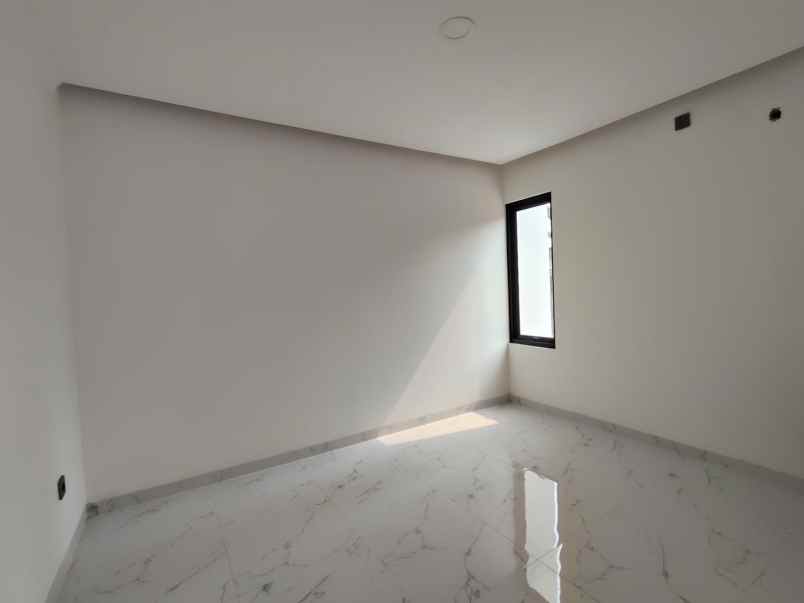 dijual rumah pondok cabe tangsel