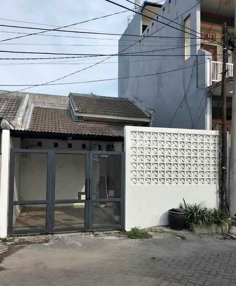 dijual rumah pondok citra eksekutif