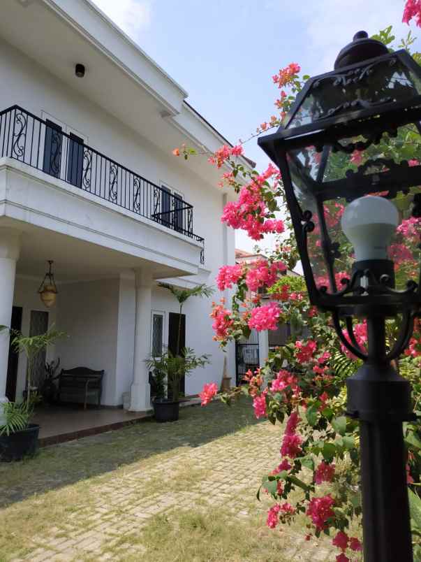 dijual rumah pondok jagung