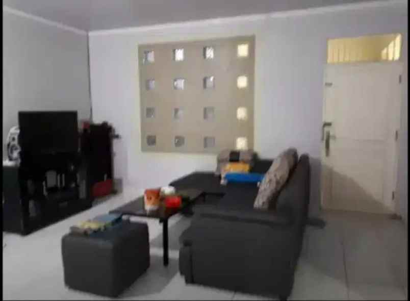 dijual rumah pondok pekayon indah