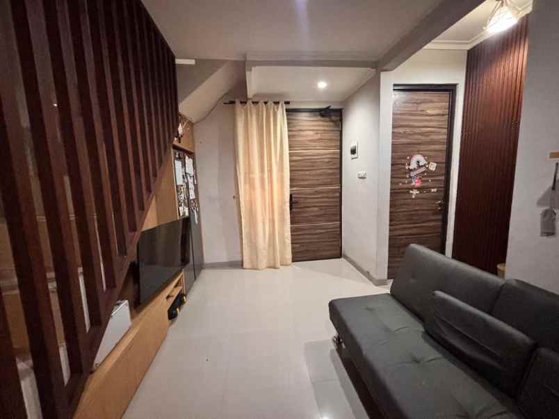 dijual rumah pondok pucung