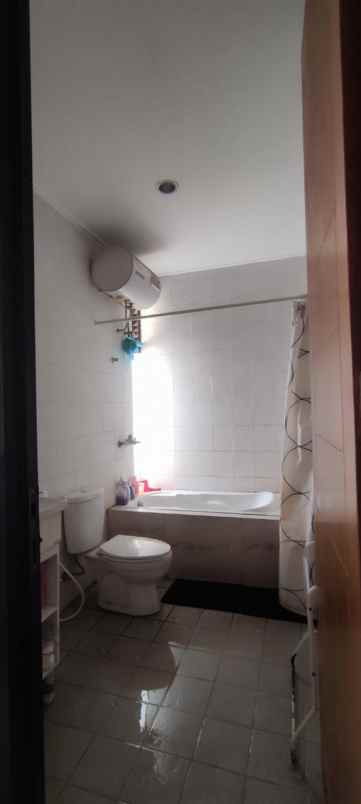 dijual rumah pondok ranji