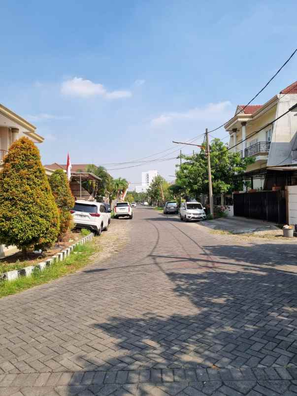 dijual rumah prapen indah