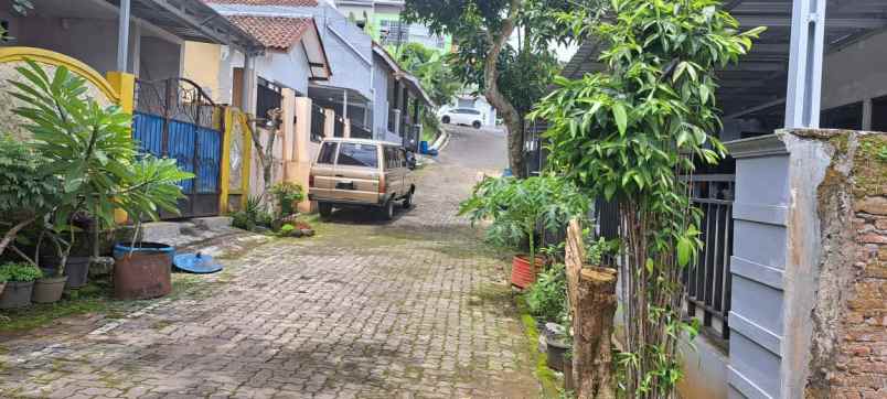 dijual rumah pudakpayung banyumanik