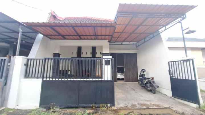 dijual rumah pugeran maguwoharjo depok