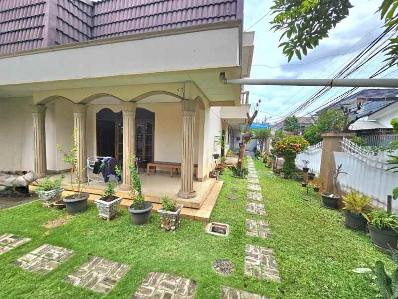 dijual rumah pulo asem