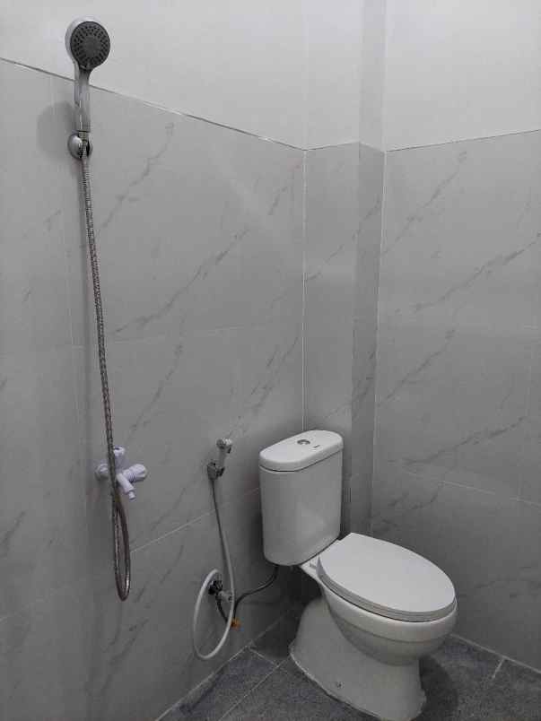 dijual rumah pup sektor 5