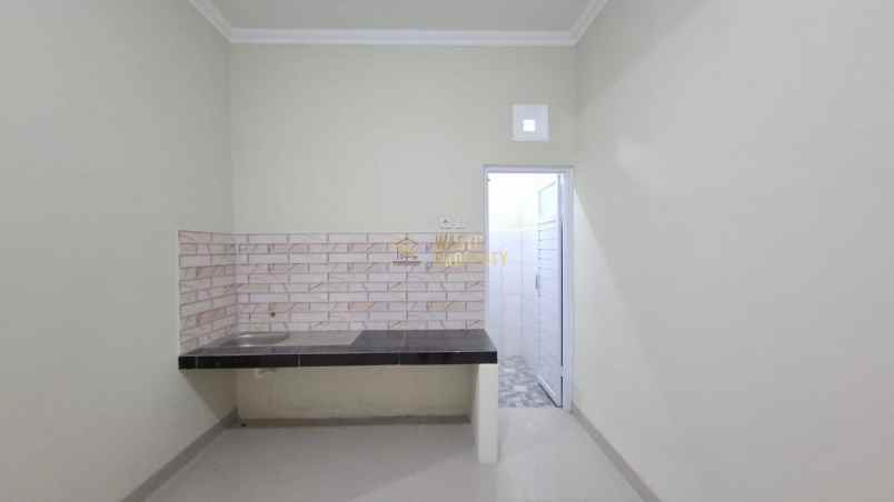 dijual rumah purrwomartani